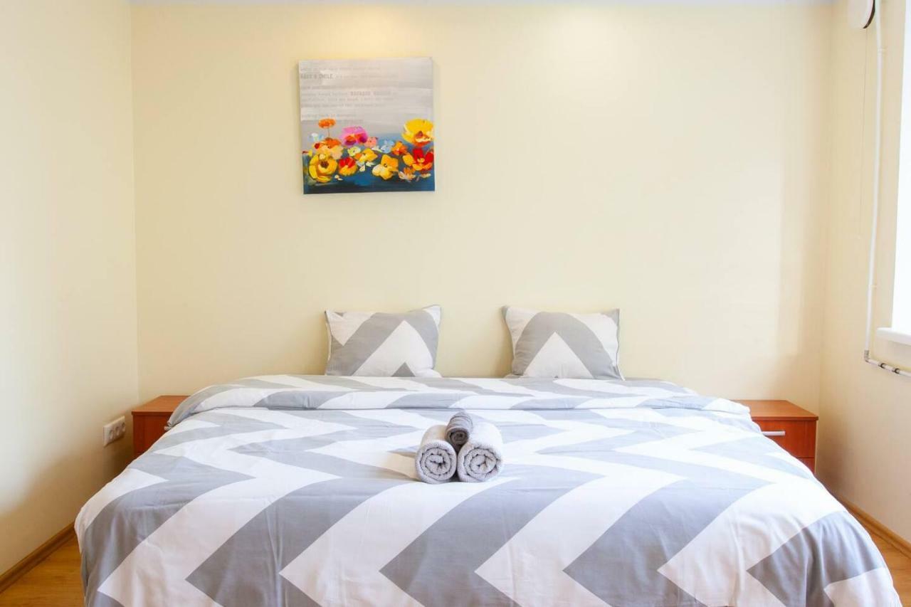 Sunny Studio With Parking, Self-Check-In & Wi-Fi Tallinn Ngoại thất bức ảnh